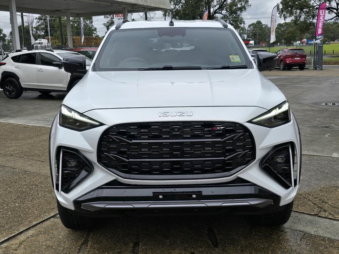 2026 Isuzu MU-X X-TERRAIN