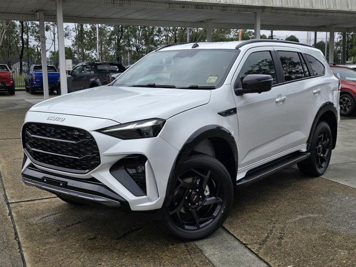 2026 Isuzu MU-X X-TERRAIN