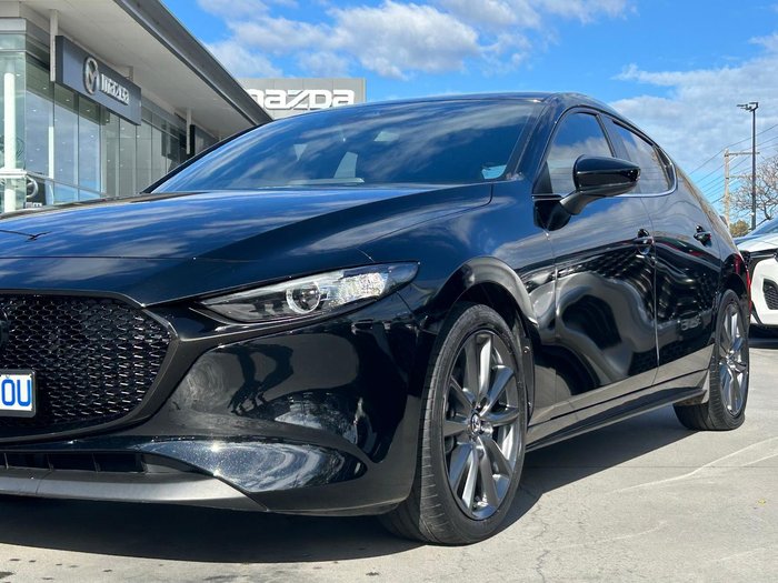 2020 Mazda 3 G25 Evolve