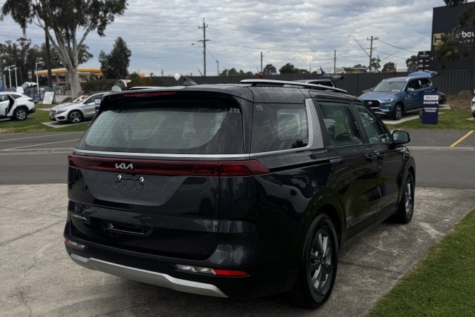 2022 KIA CARNIVAL S