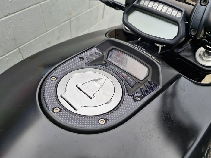 2015 DUCATI DIAVEL Black