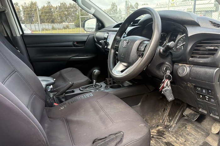 2021 Toyota Hilux SR