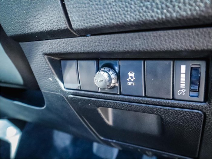 2021 Isuzu D-MAX X-TERRAIN