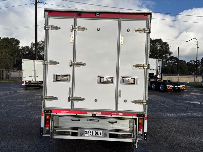 2021 Fuso Canter
