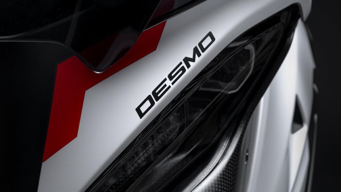 2025 Ducati Multistrada V4 RS