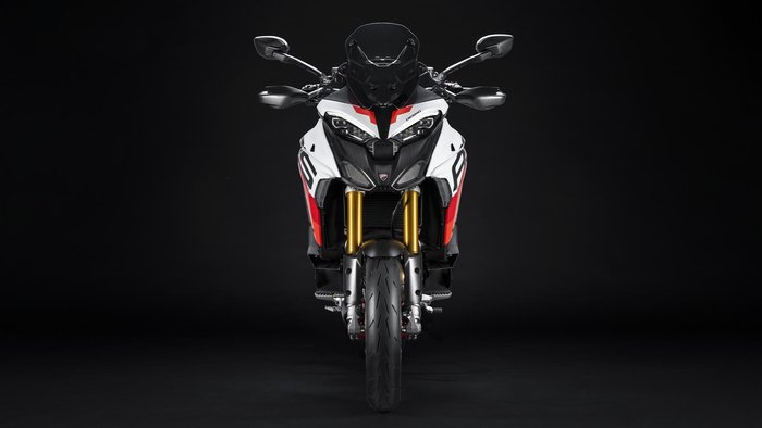 2025 Ducati Multistrada V4 RS