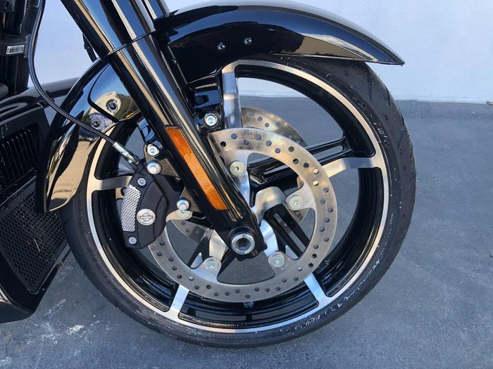 2026 Harley-Davidson Street Glide 117 (FLHX)