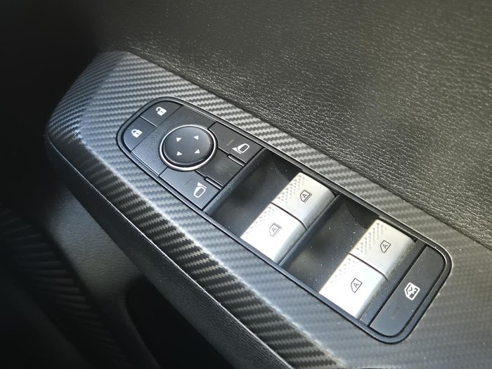 2023 Mitsubishi Outlander ES