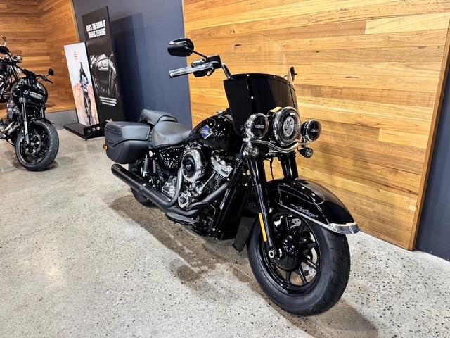 2026 Harley-Davidson Heritage Classic 117 (FLHC)