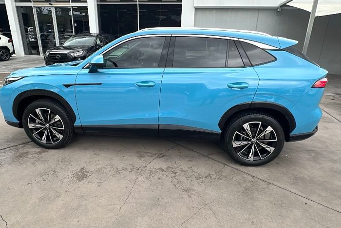 2024 MG HS Essence