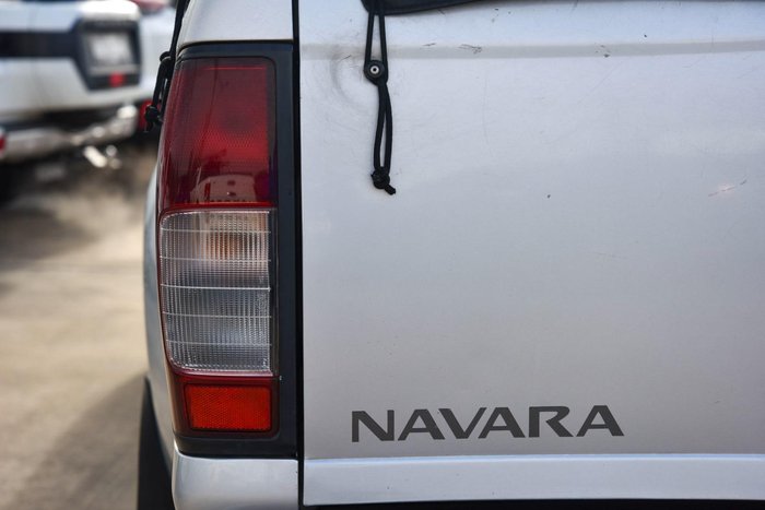 2012 Nissan Navara ST-R