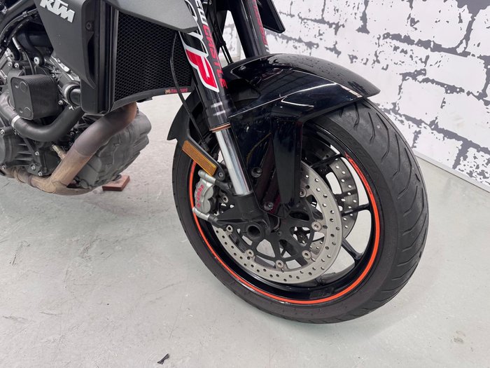 2017 KTM 1290 Super Duke R Super Duke Grey