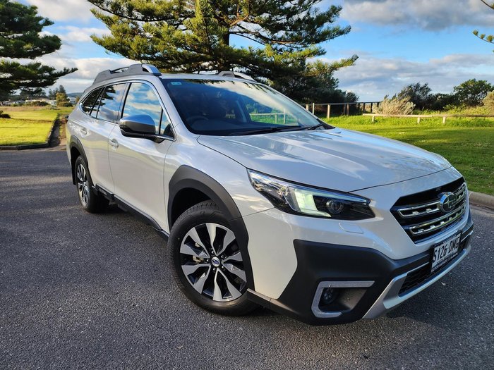 2025 Subaru Outback AWD Touring XT