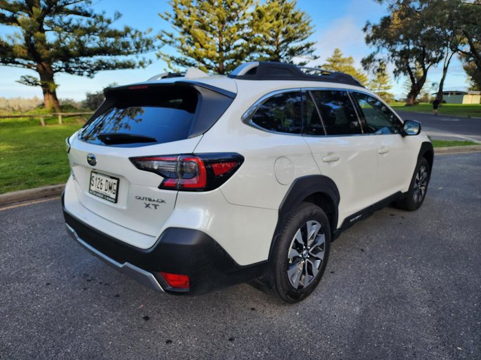 2025 Subaru Outback AWD Touring XT