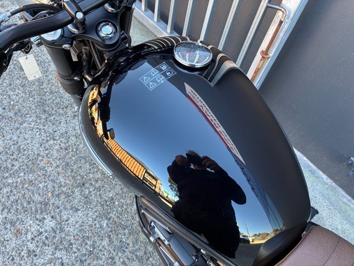 2010 Triumph BONNEVILLE T100 BLACK