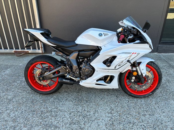 2023 Yamaha YZF-R7LA WHITE
