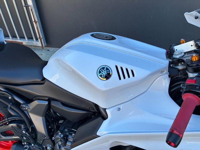 2023 Yamaha YZF-R7LA WHITE