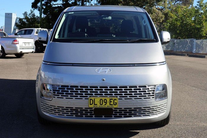 2024 Hyundai STARIA