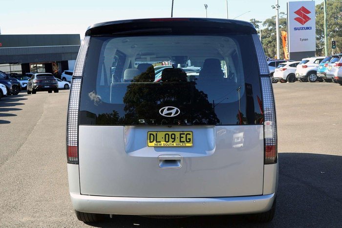 2024 Hyundai STARIA