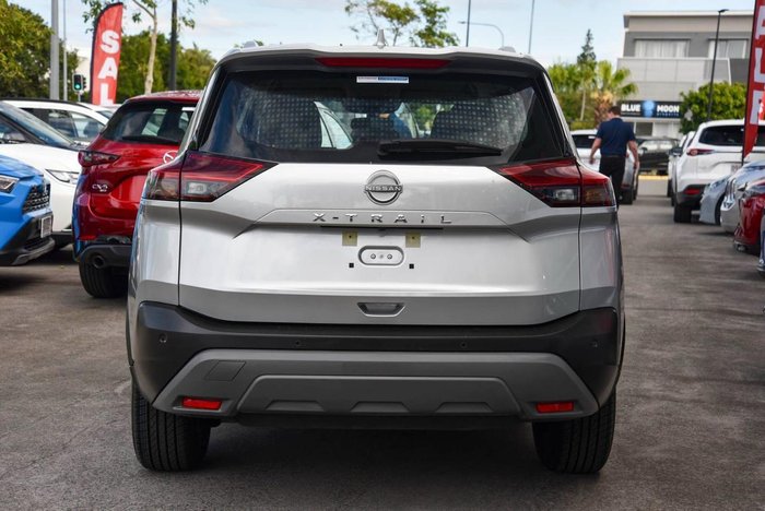 2025 Nissan X-TRAIL ST