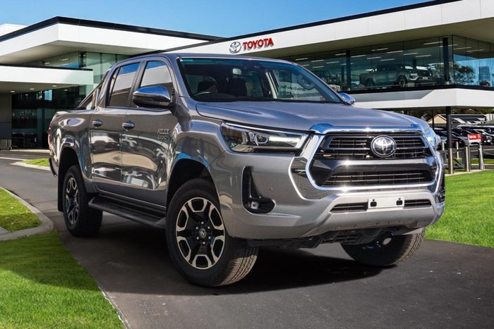 2022 Toyota Hilux SR5