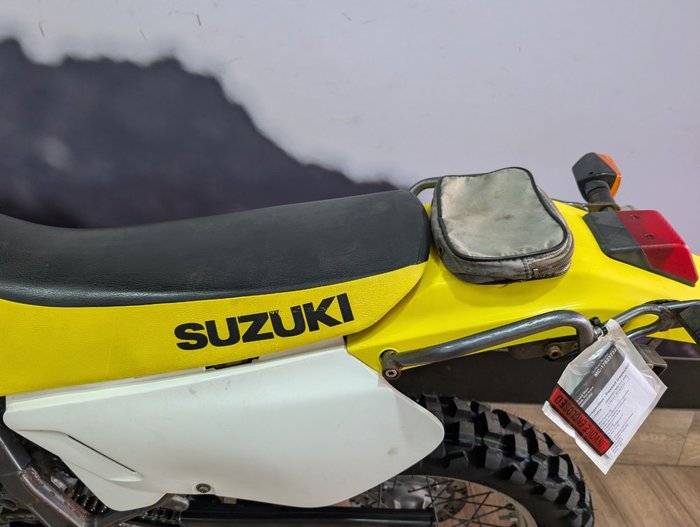 2005 Suzuki DR650SE YELLOW
