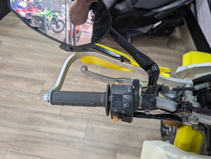 2005 Suzuki DR650SE YELLOW