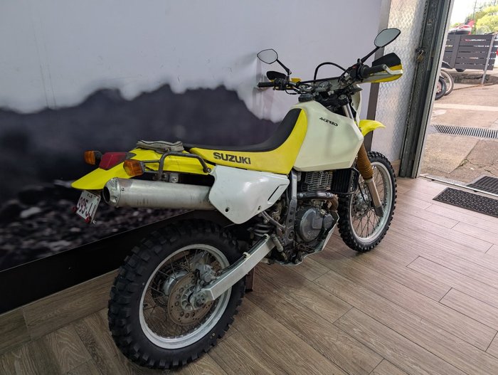 2005 Suzuki DR650SE YELLOW