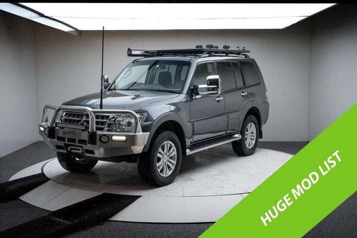 2015 Mitsubishi Pajero