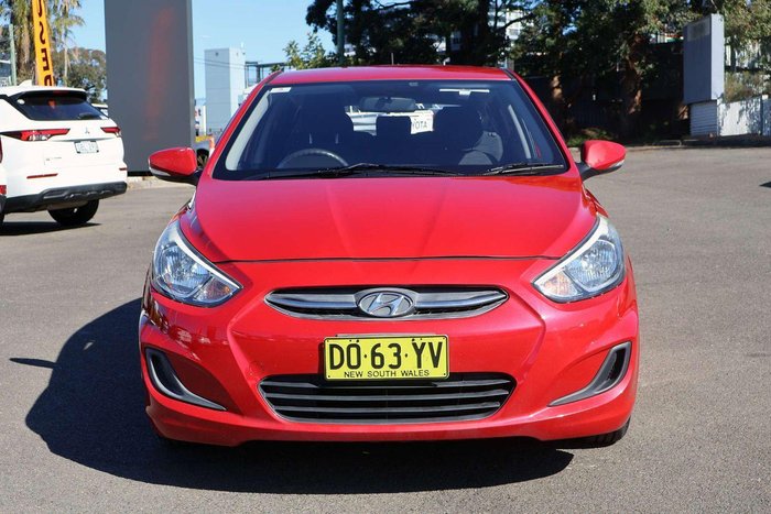 2016 Hyundai Accent Active