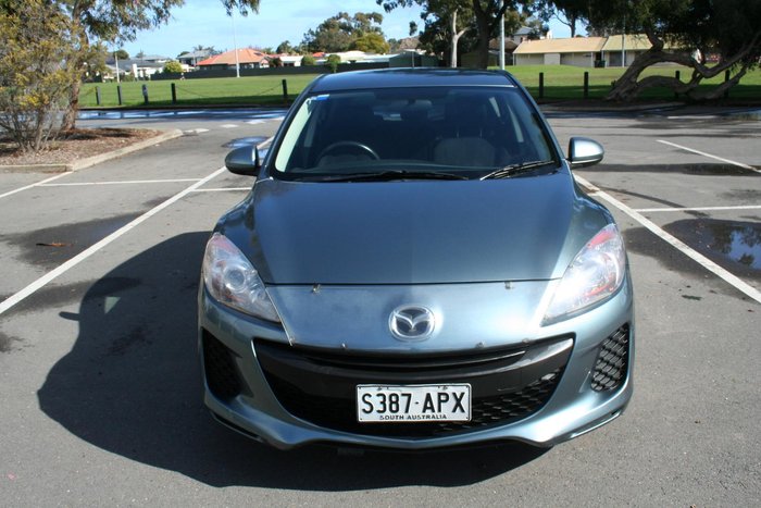 2012 Mazda 3 Neo