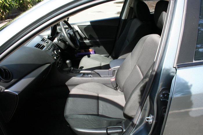 2012 Mazda 3 Neo