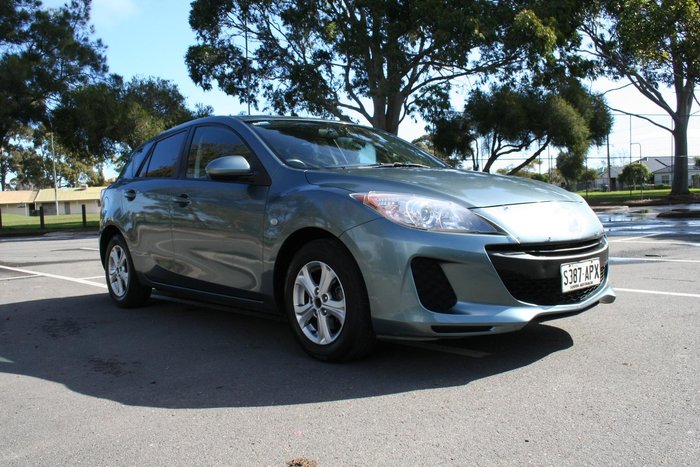 2012 Mazda 3 Neo