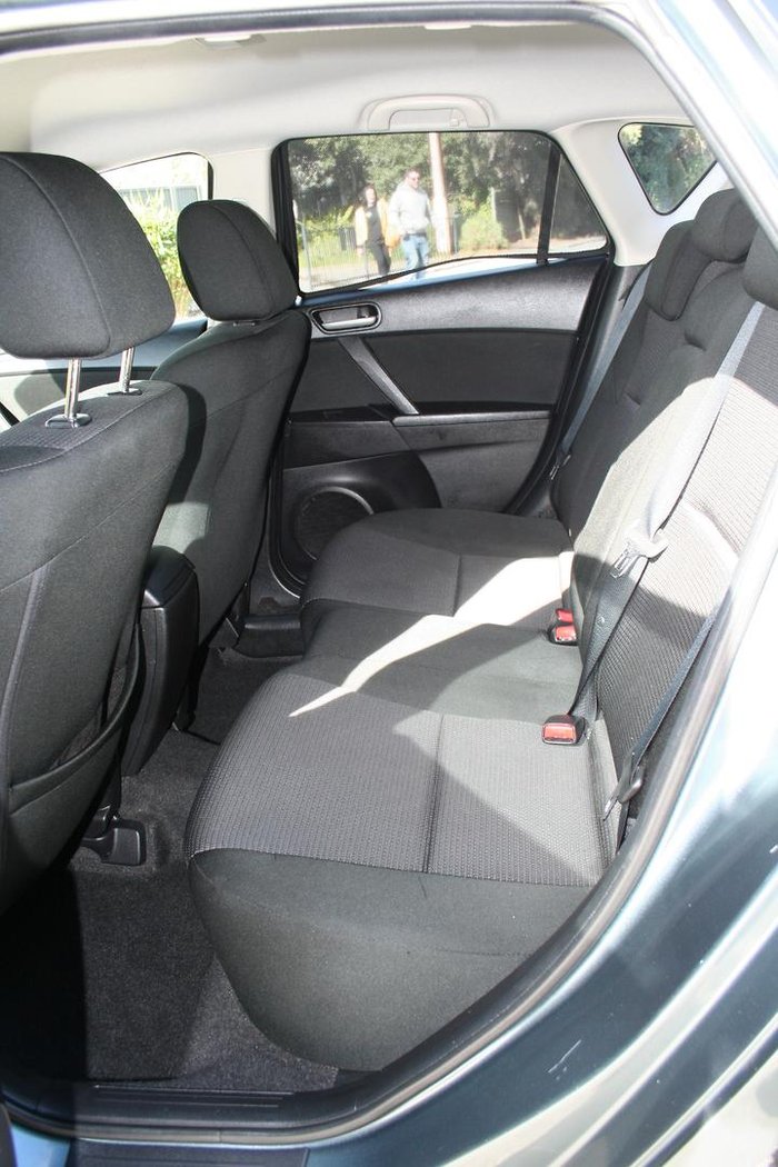 2012 Mazda 3 Neo