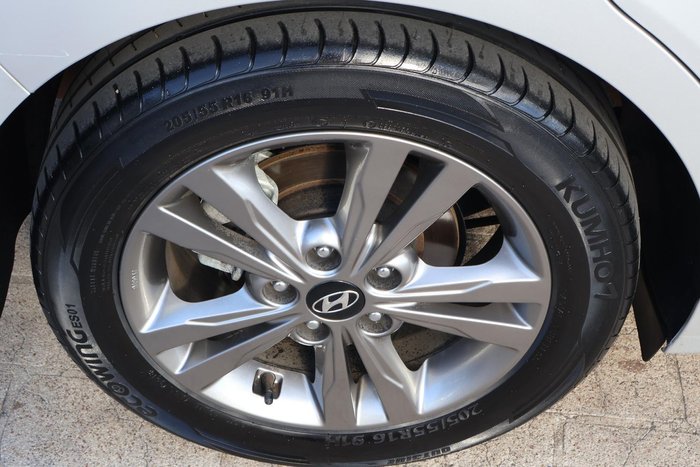 2018 Hyundai Elantra Active