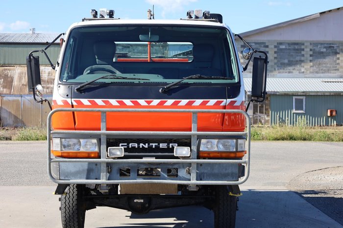 2000 Mitsubishi Canter