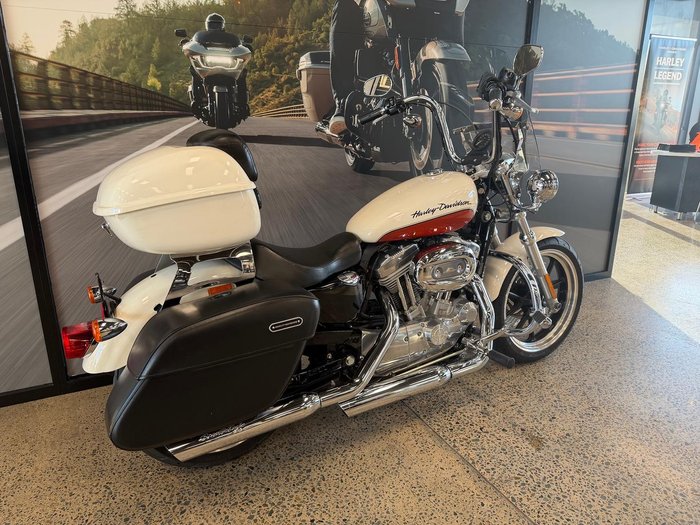 2011 Harley-Davidson SuperLow 883 (XL883L)