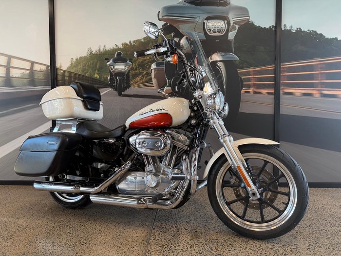 2011 Harley-Davidson SuperLow 883 (XL883L)
