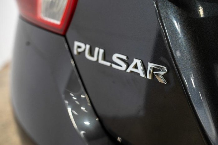 2014 Nissan Pulsar ST