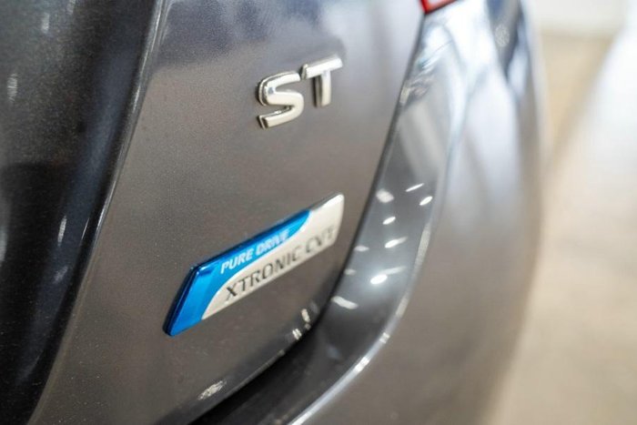 2014 Nissan Pulsar ST