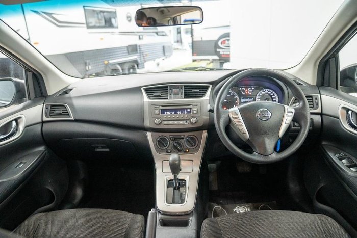 2014 Nissan Pulsar ST