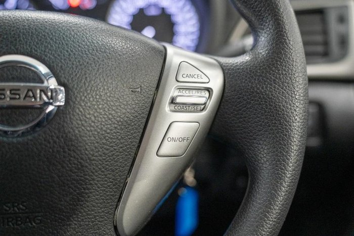 2014 Nissan Pulsar ST