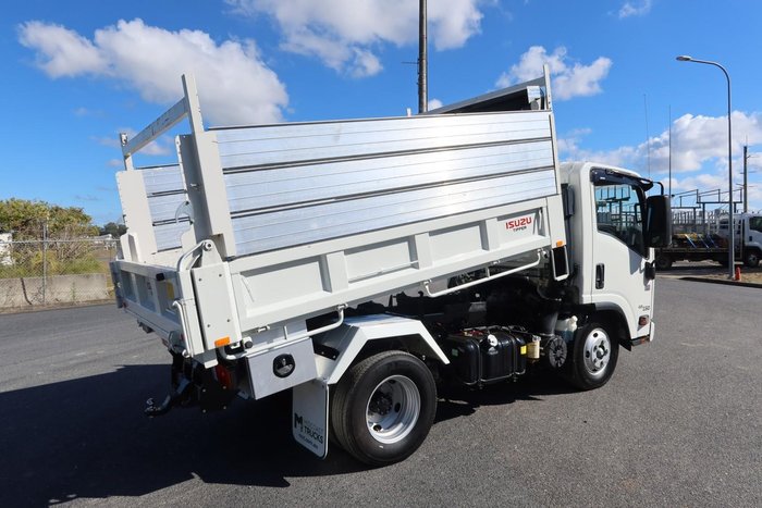 2024 Isuzu N Series