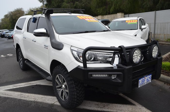 2018 Toyota Hilux SR5