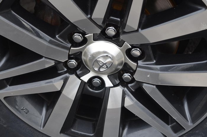 2018 Toyota Hilux SR5