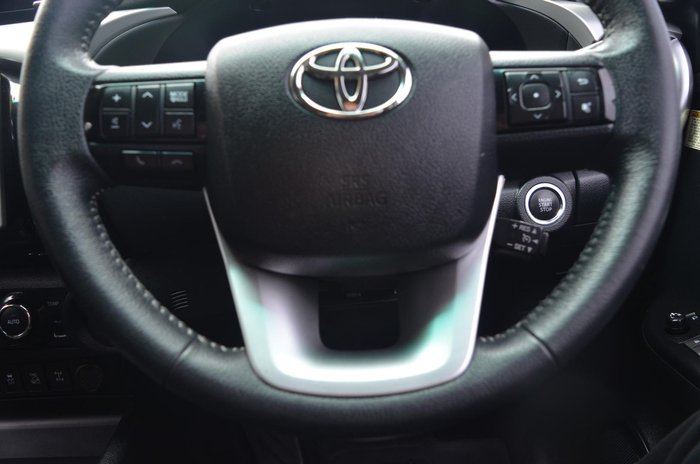 2018 Toyota Hilux SR5