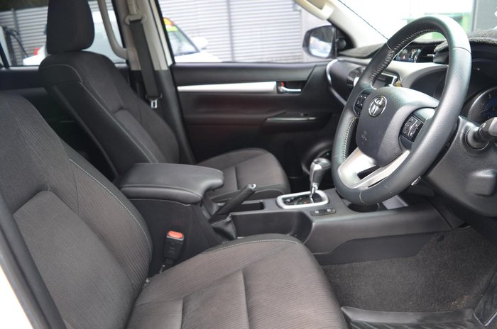 2018 Toyota Hilux SR5