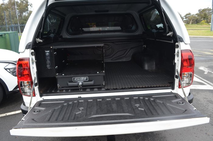 2018 Toyota Hilux SR5