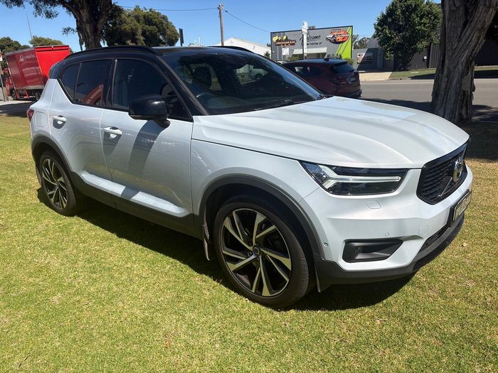 2021 Volvo XC40