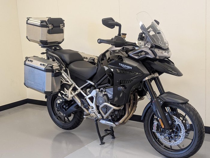 2023 Triumph Tiger 1200 GT Explorer Tiger Black